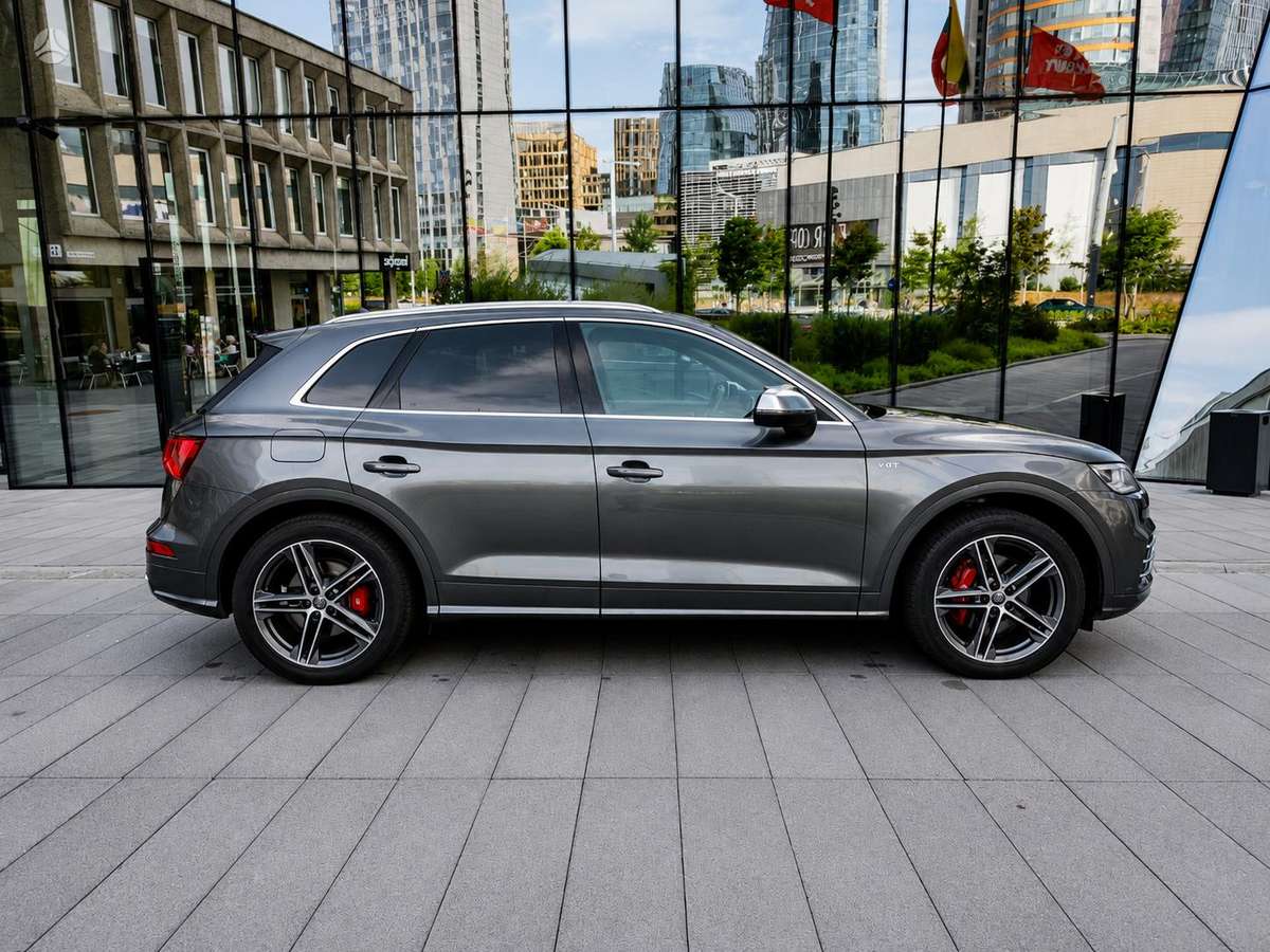 Audi SQ5, 3.0 l., off-road / crossover