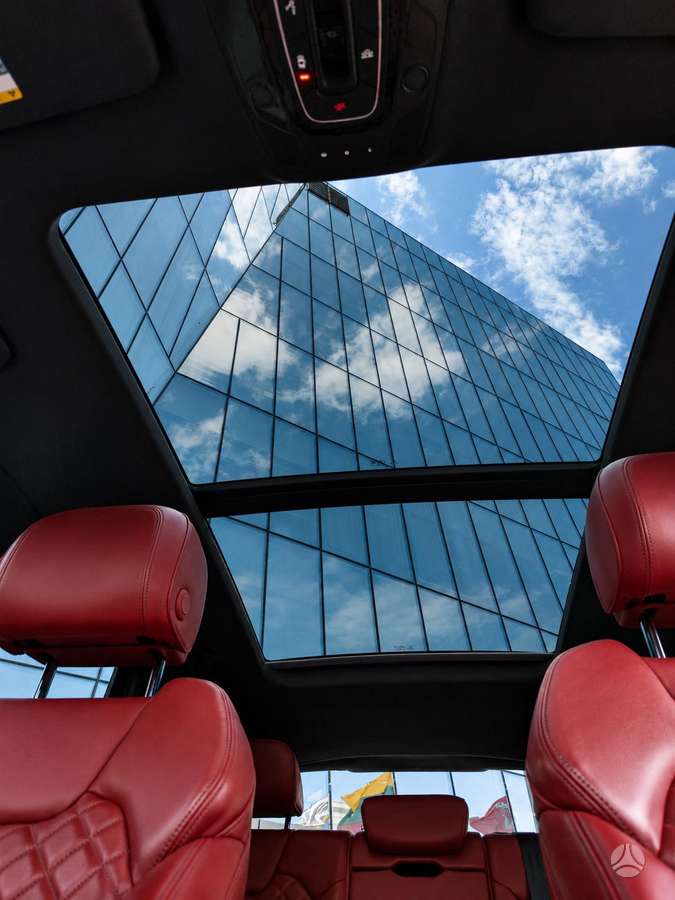 Audi SQ5, 3.0 l., off-road / crossover