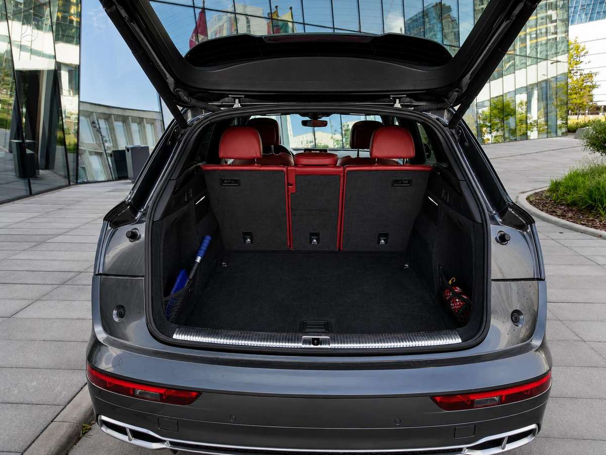 Audi SQ5, 3.0 l., off-road / crossover