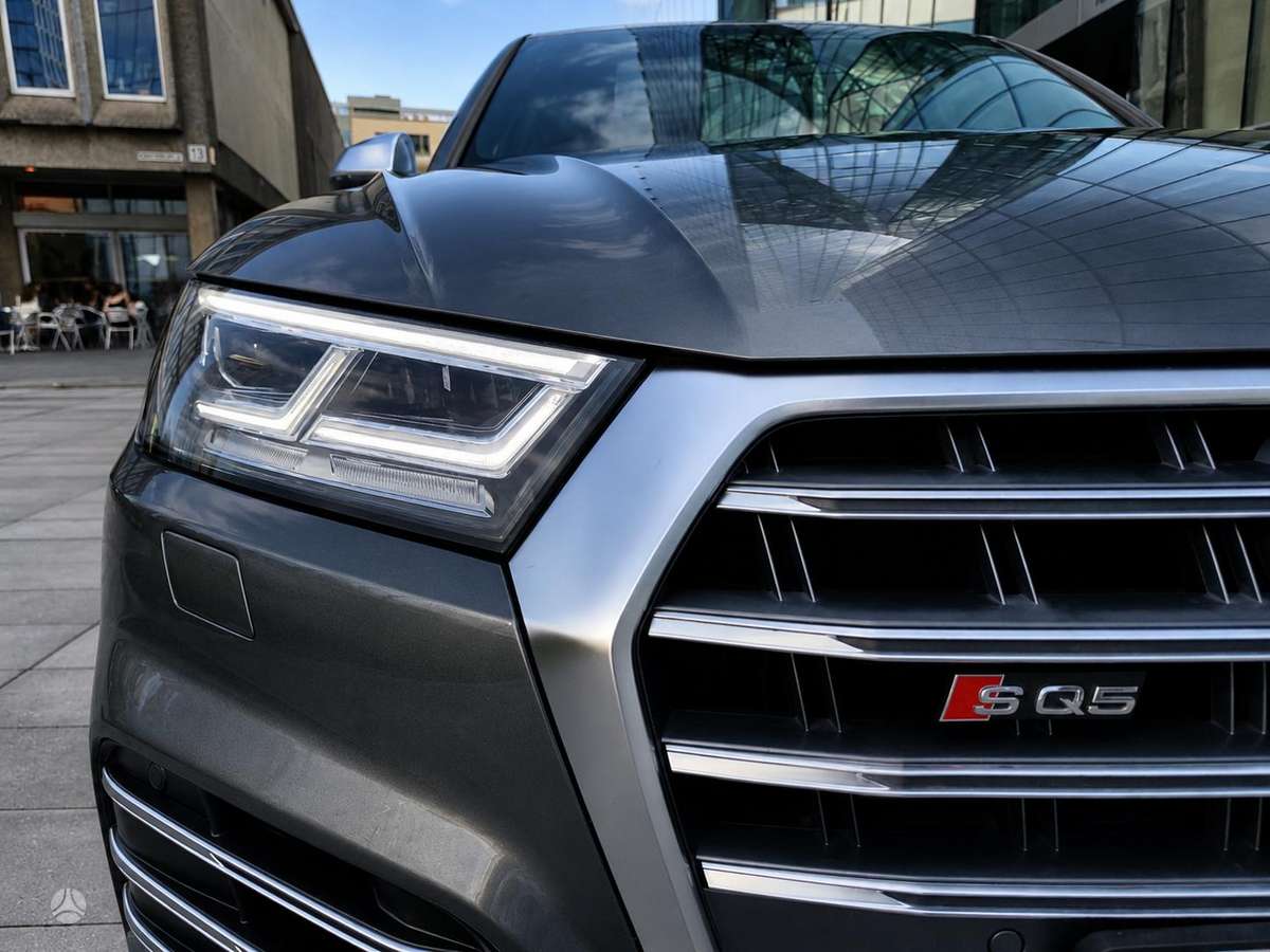 Audi SQ5, 3.0 l., off-road / crossover