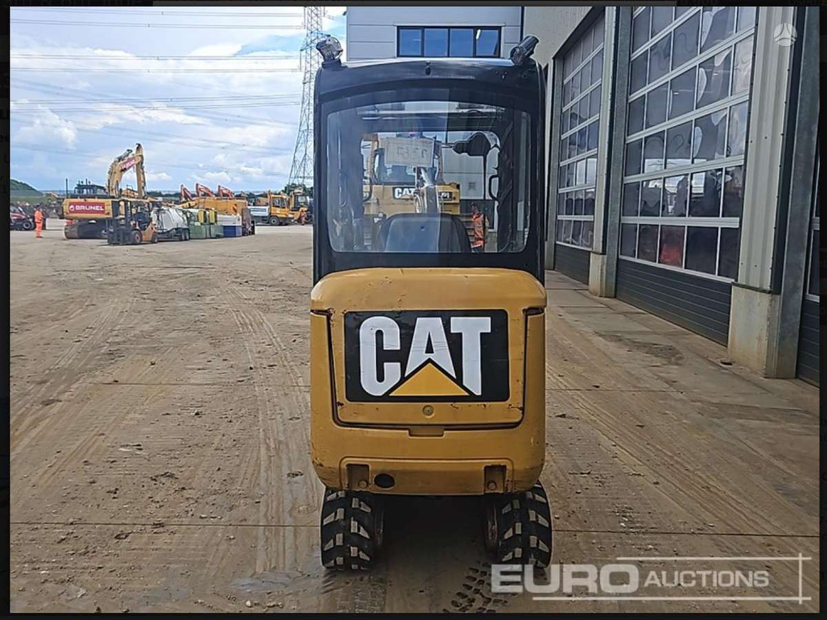 Caterpillar 301.7D, mini ekskavatoriai