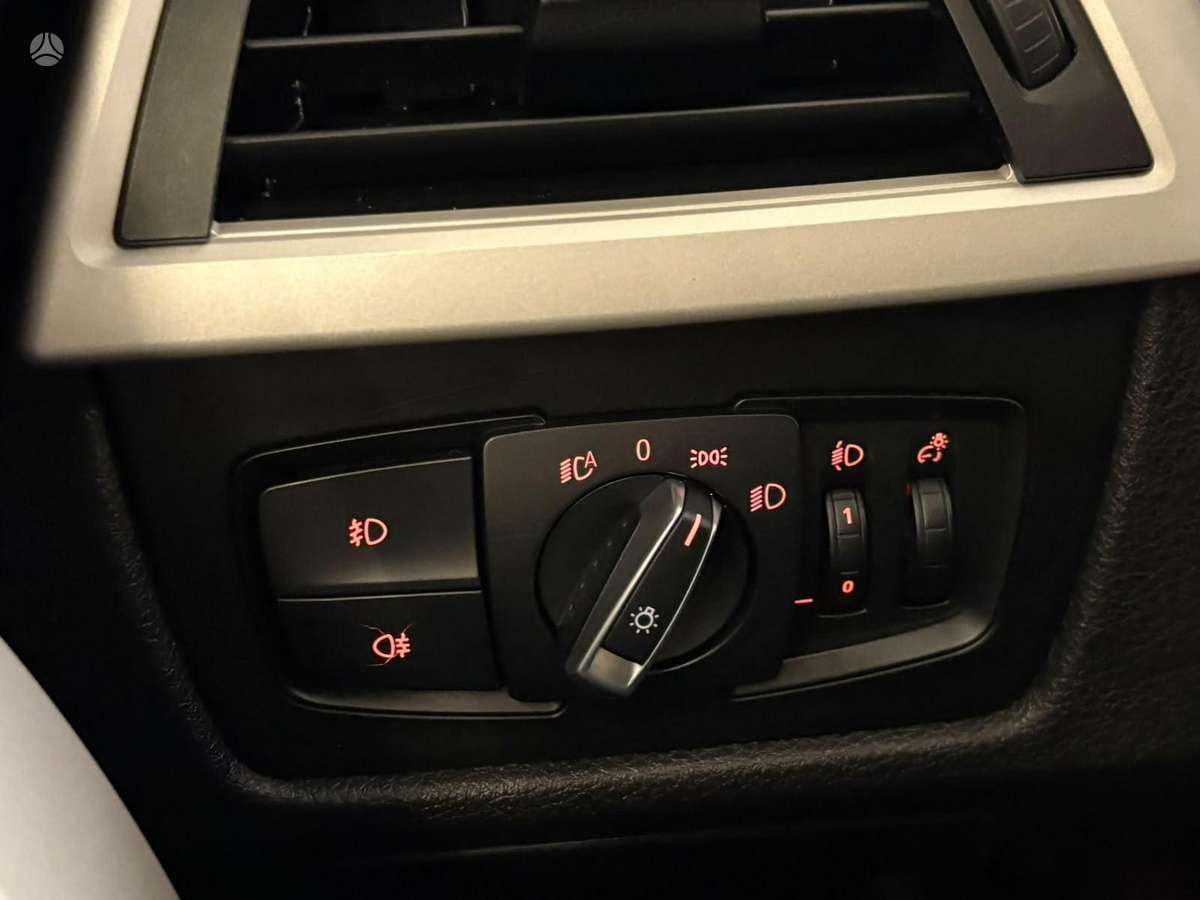 BMW 320, 2.0 l., wagon