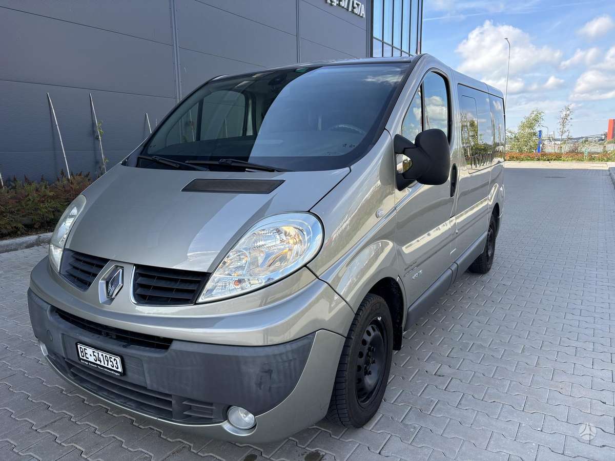 Renault Trafic, 2.0 l., Минивэн