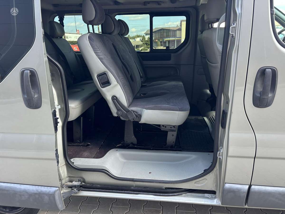 Renault Trafic, 2.0 l., Минивэн