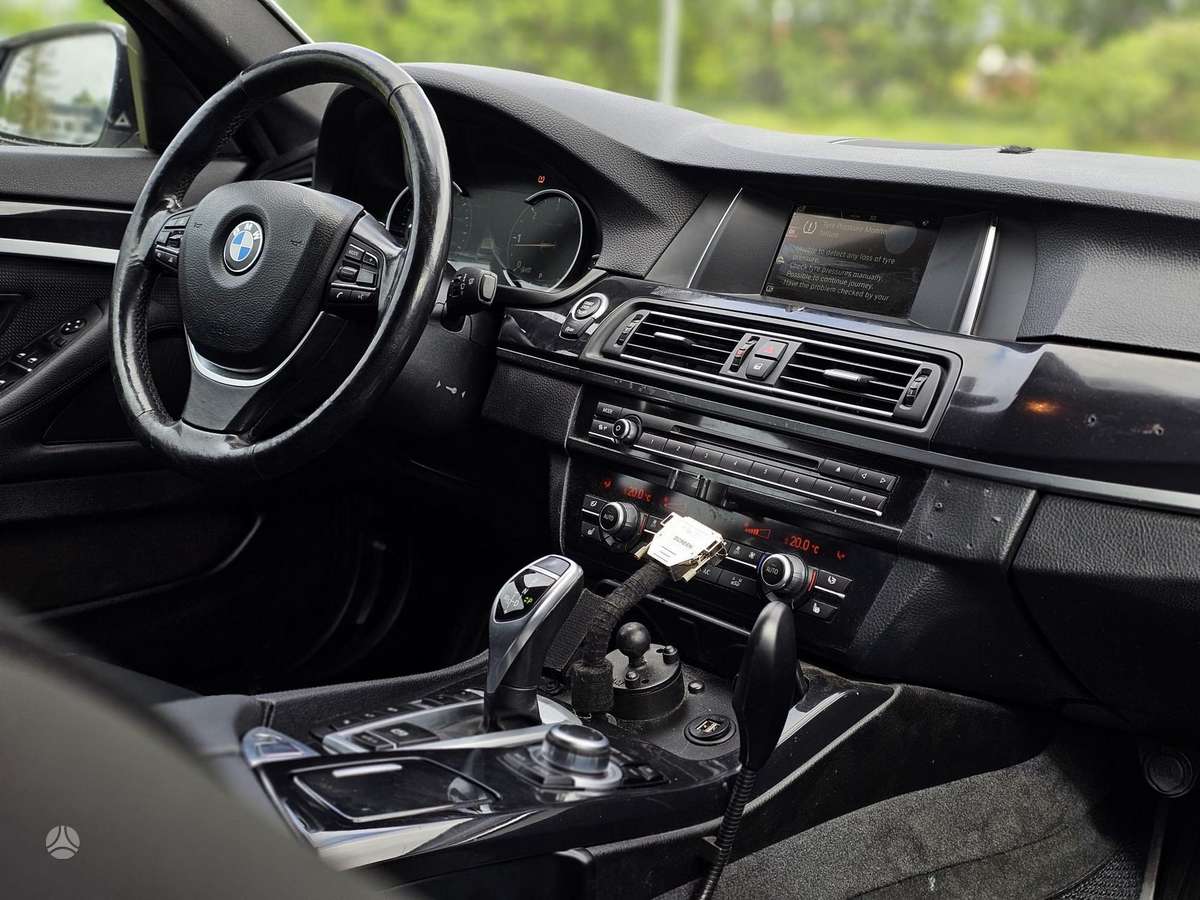 BMW 525, 2.0 l., wagon