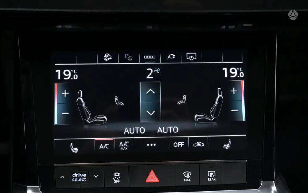 Audi Q8 e-tron, 95 kWh, universalas