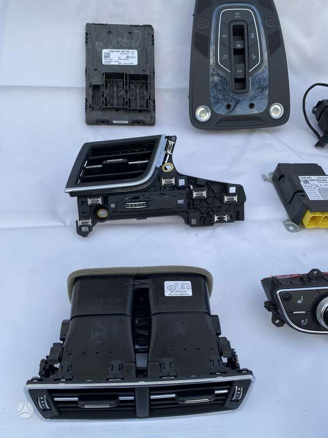 Audi Q7 body parts