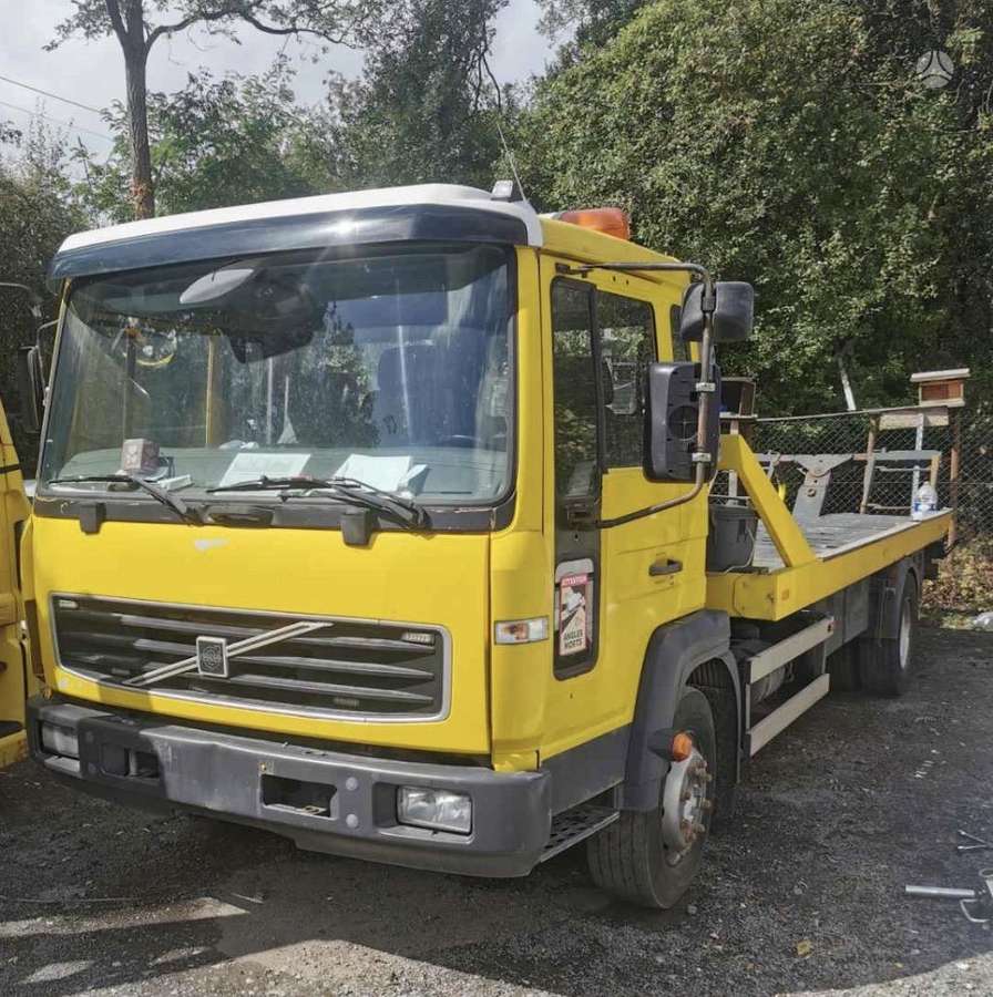 Volvo FL6, auto transporters