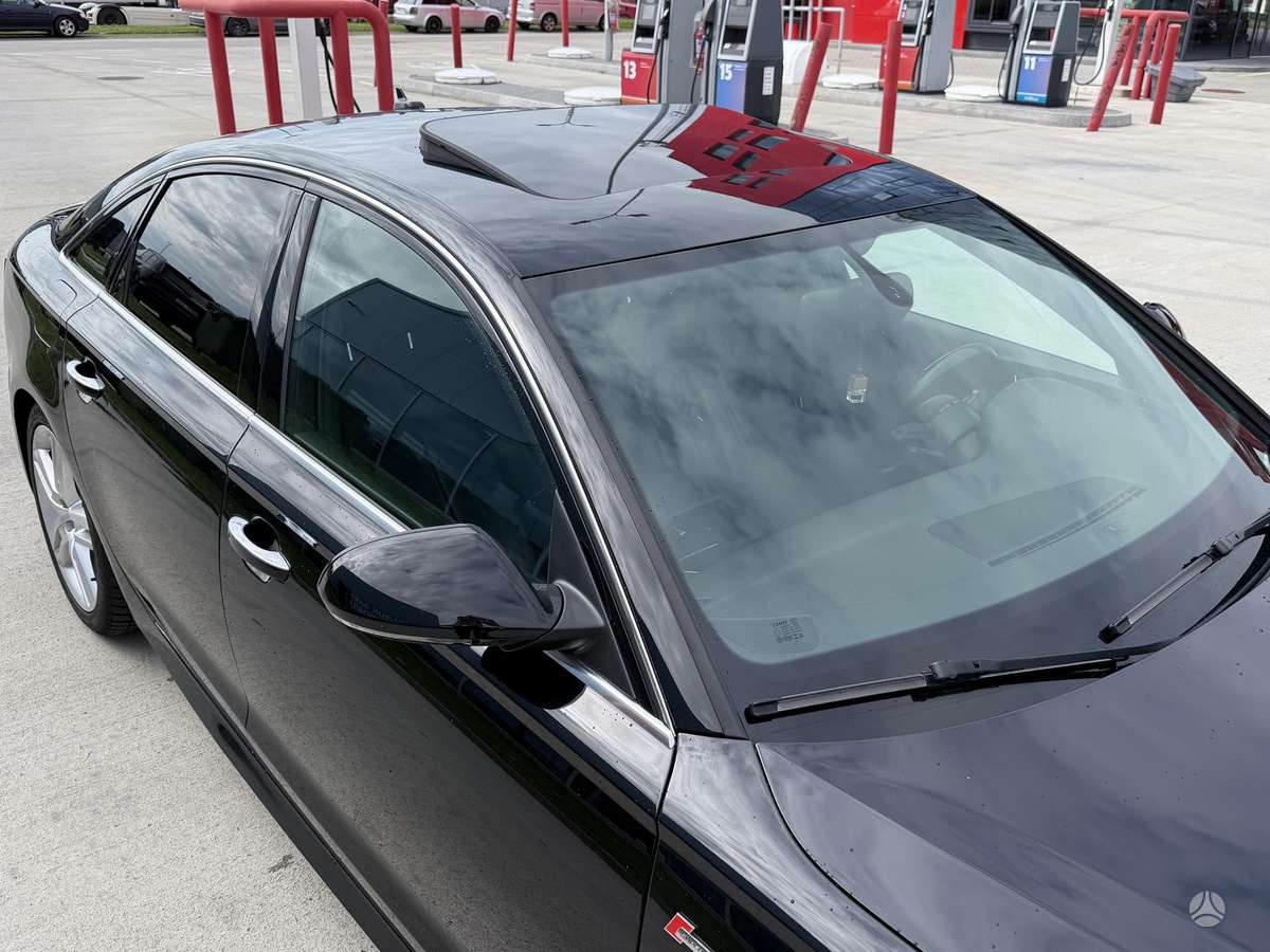 Audi A6, 3.0 l., Седан