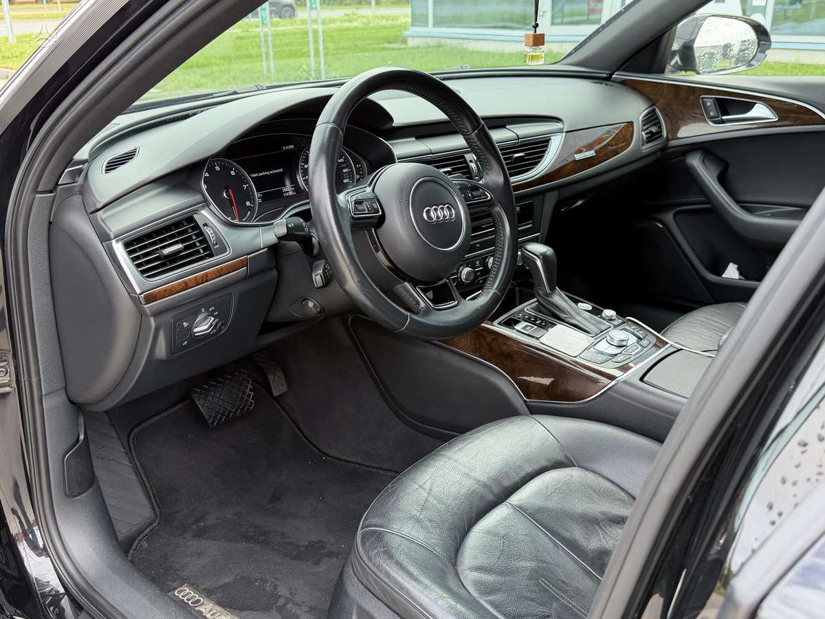 Audi A6, 3.0 l., Седан