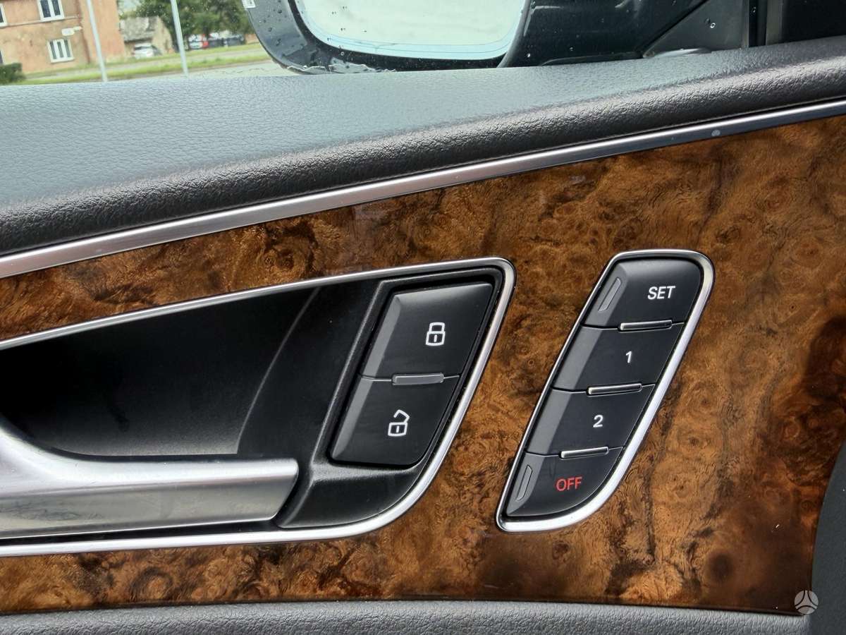 Audi A6, 3.0 l., Седан