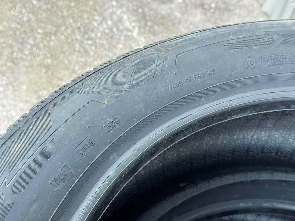 Goodyear ULTRAGRIP PERFORM. 3 | 2026, winter 235/55 R19