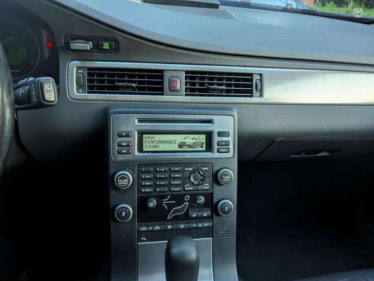 Volvo V70, 2.4 l., wagon