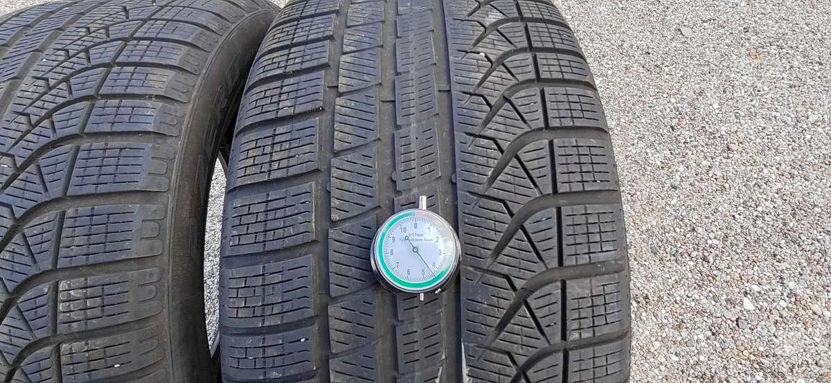 Pirelli P Zero Winter, winter 275/40 R19