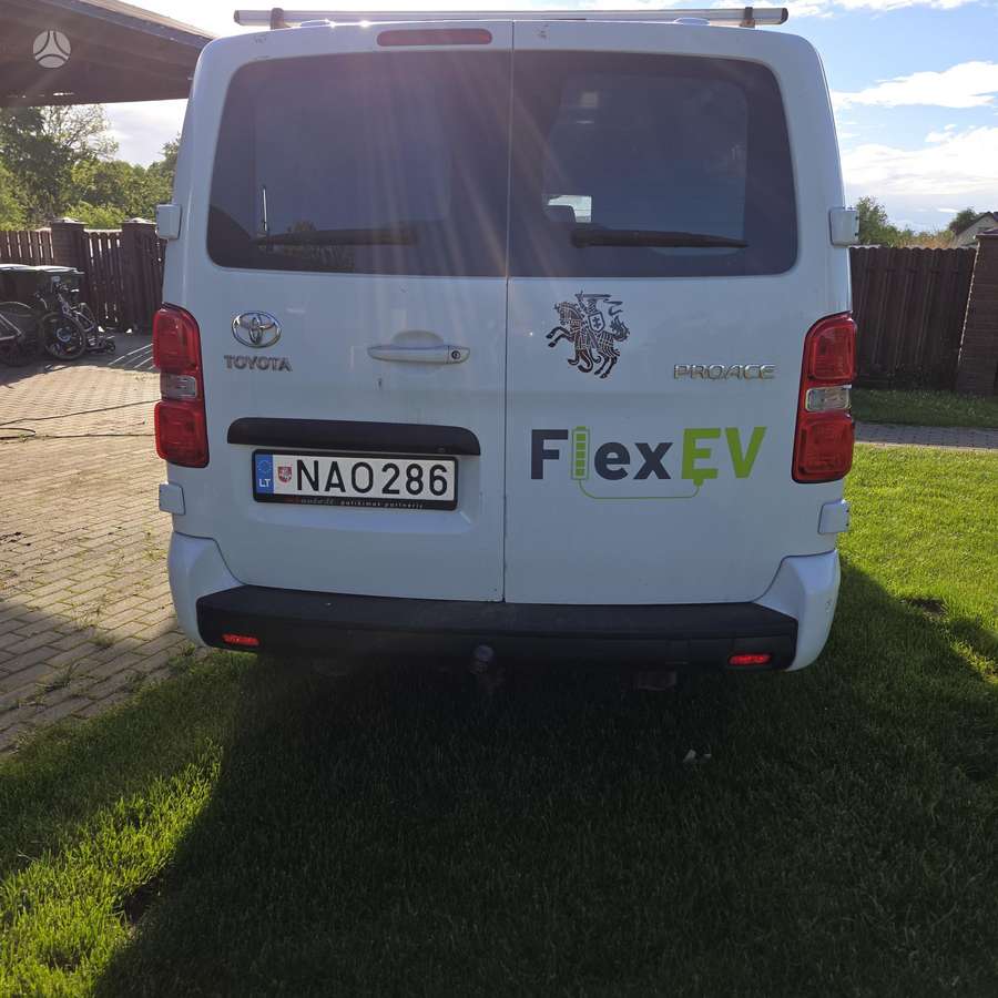 Toyota Proace - 10