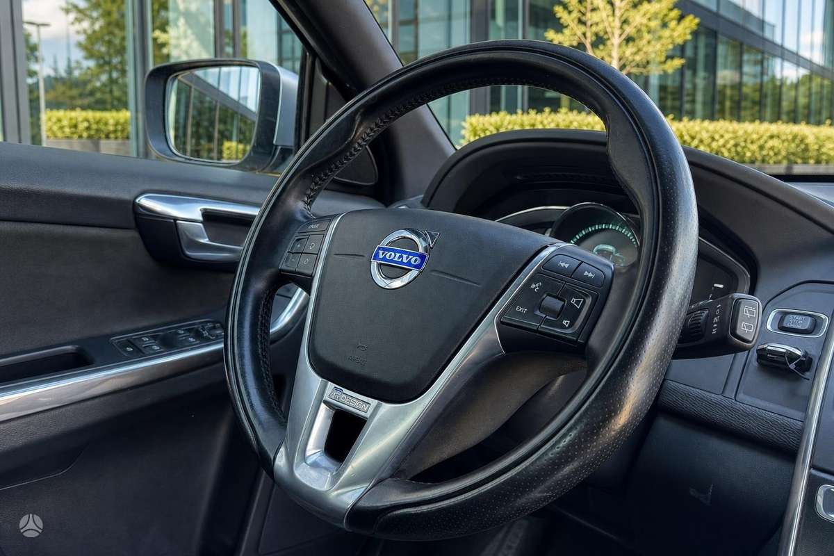 Volvo XC60 - 11