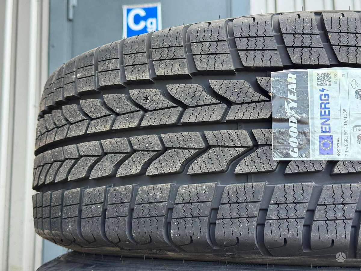 Goodyear ULTRAGRIP CARGO | 2026, winter 235/65 R16