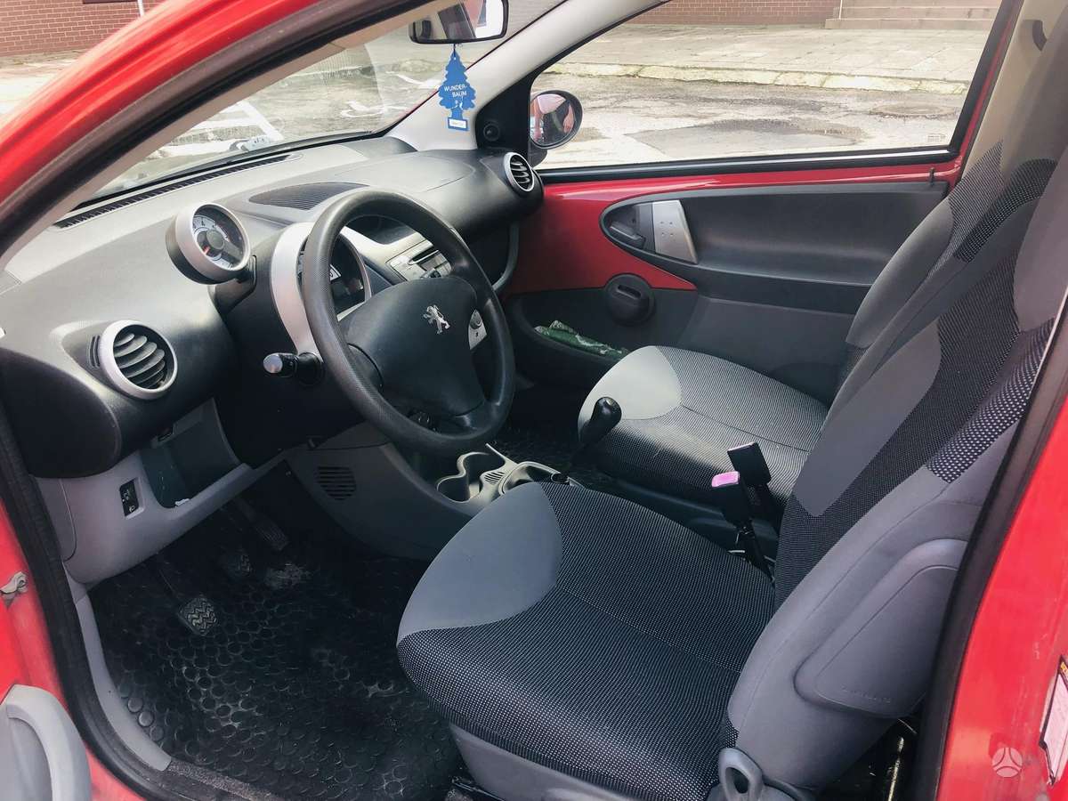 Peugeot 107 - 8