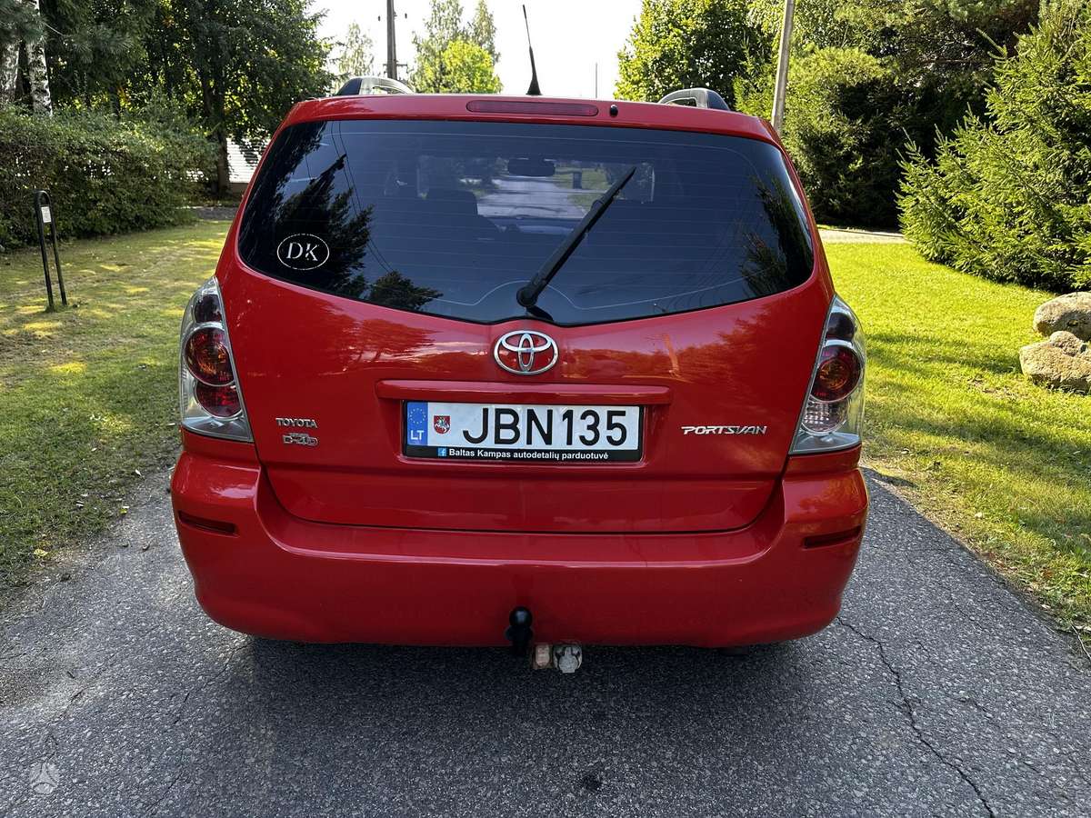 Toyota Corolla Verso - 6