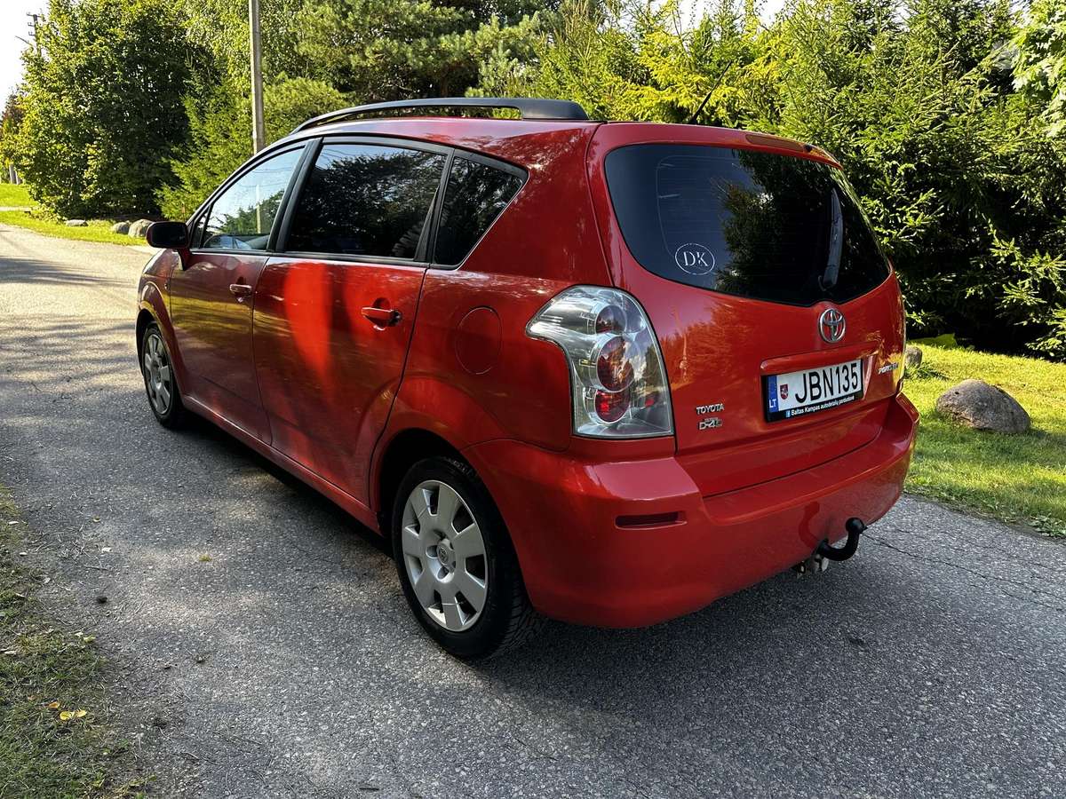 Toyota Corolla Verso - 7