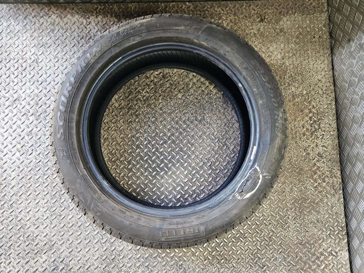Pirelli Scorpion, summer 235/50 R19