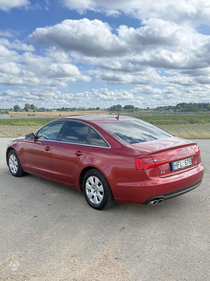 Audi A6, 2.0 l., Седан