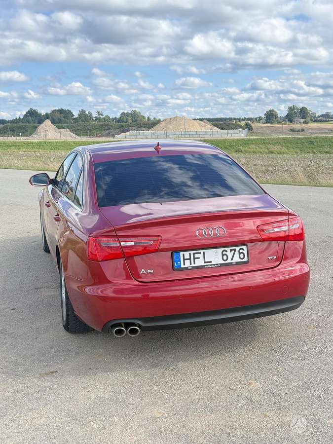 Audi A6, 2.0 l., Седан
