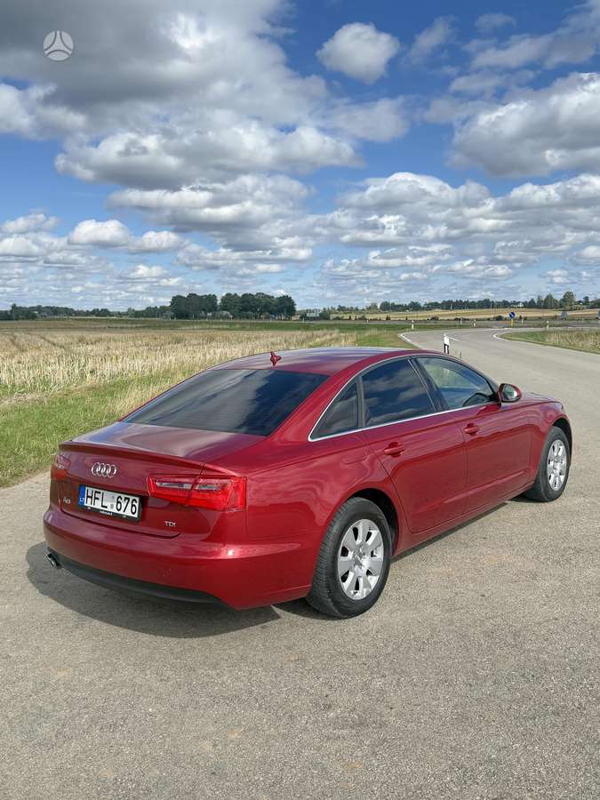 Audi A6, 2.0 l., Седан