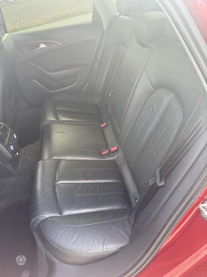 Audi A6, 2.0 l., Седан