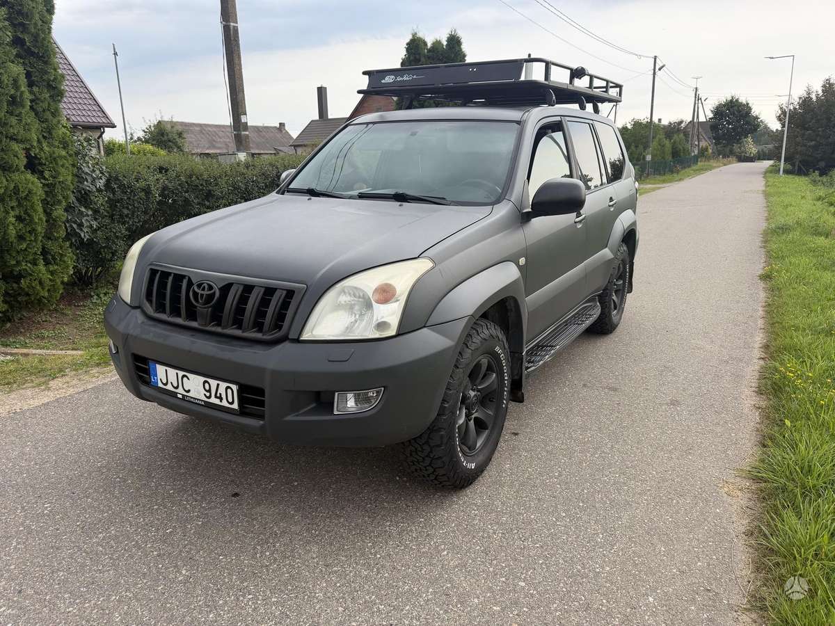 Toyota Land Cruiser - 3