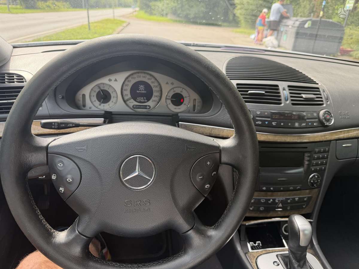 Mercedes-Benz E320, 3.2 l., Универсал