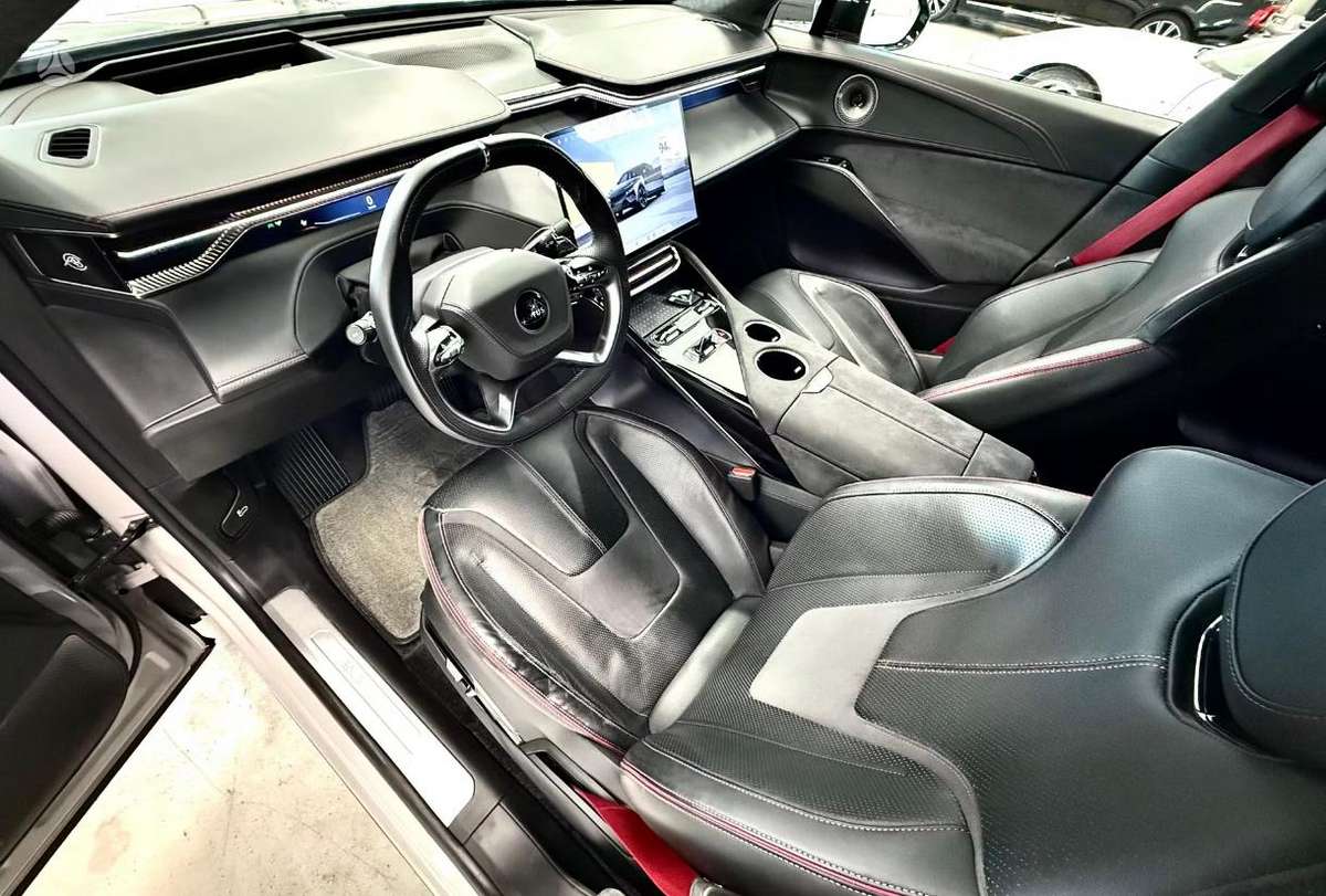 Lotus Eletre, 112 kWh, coupe