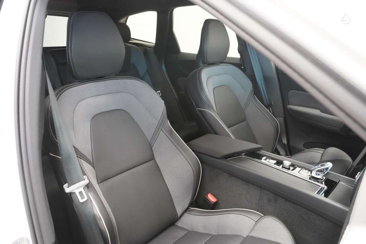 Volvo XC60 - 11