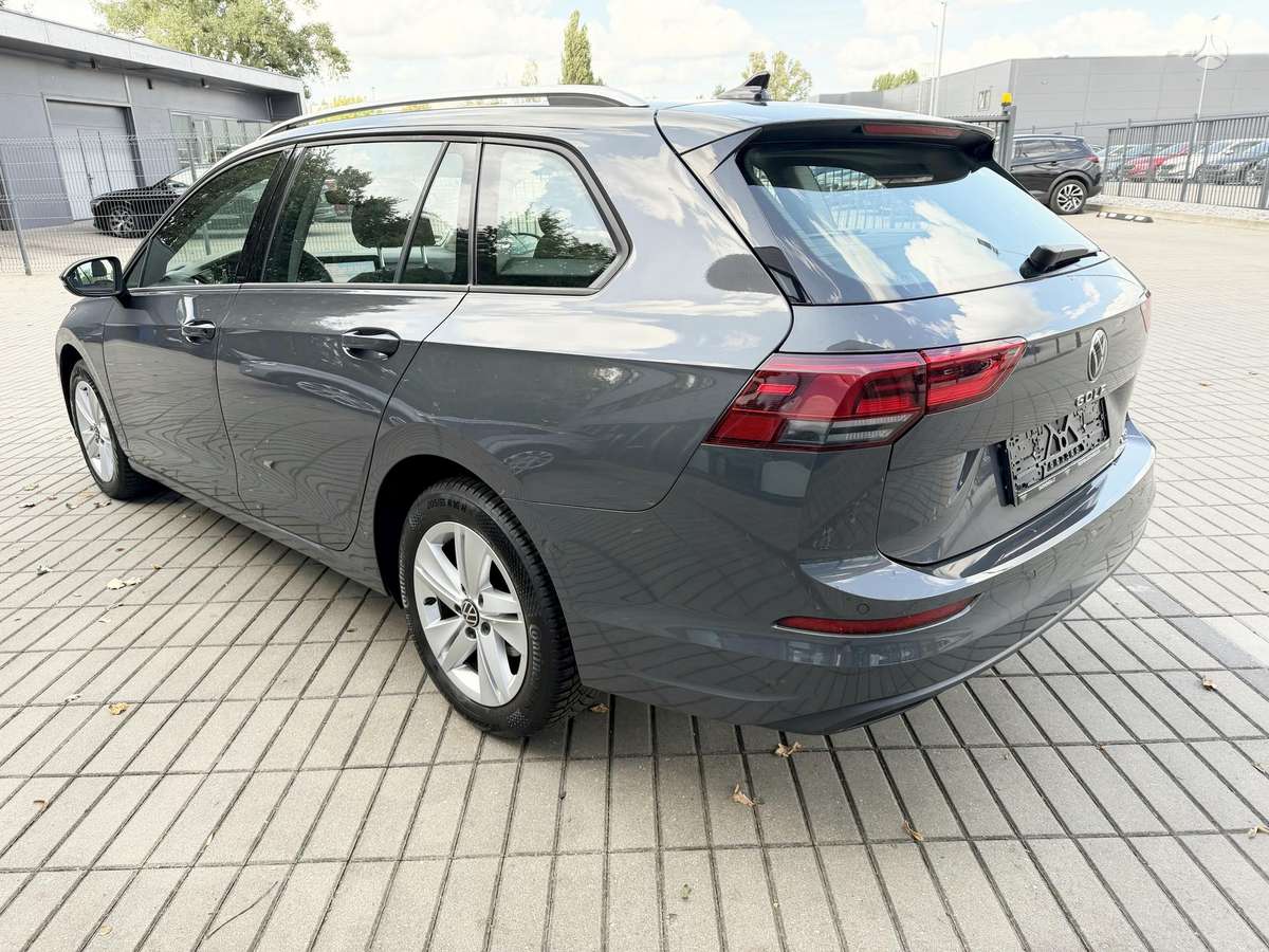 Volkswagen Golf - 3