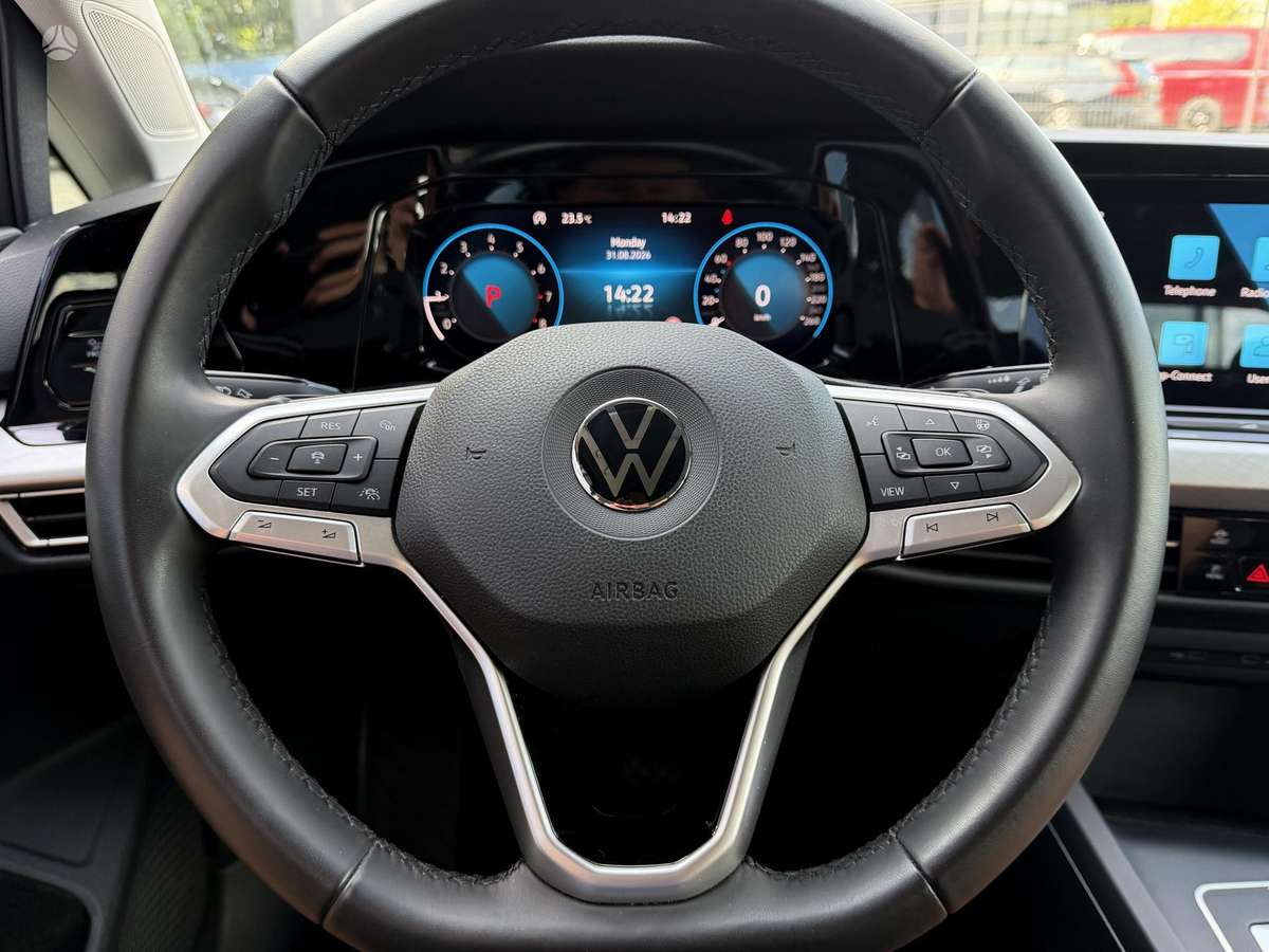 Volkswagen Golf - 7