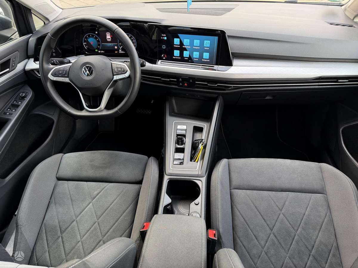 Volkswagen Golf - 9