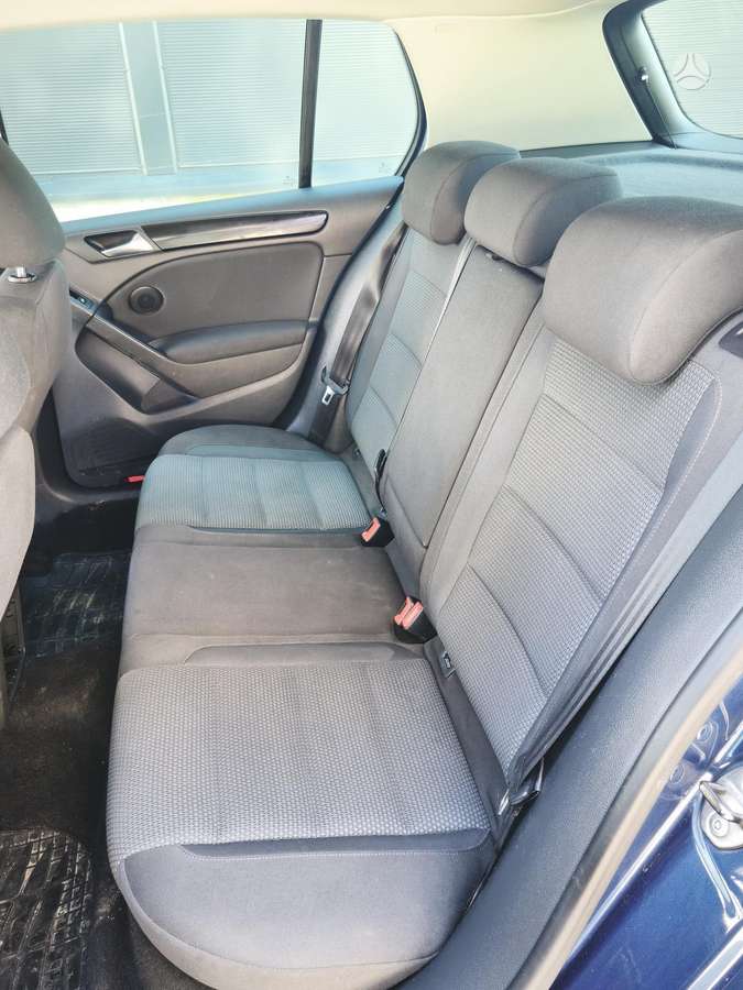 Volkswagen Golf - 12
