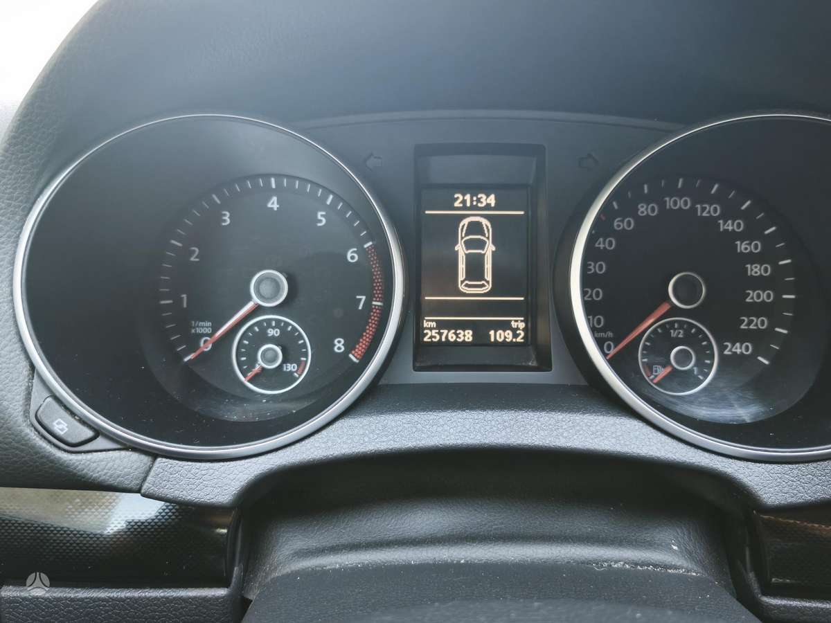 Volkswagen Golf, 1.4 l., Хэтчбек