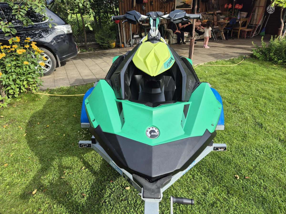 Sea-Doo Spark trixx, водные мотоциклы