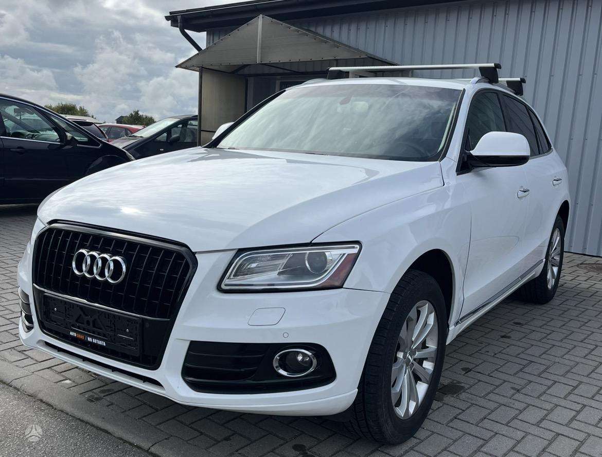 Audi Q5, 2.0 l., off-road / crossover