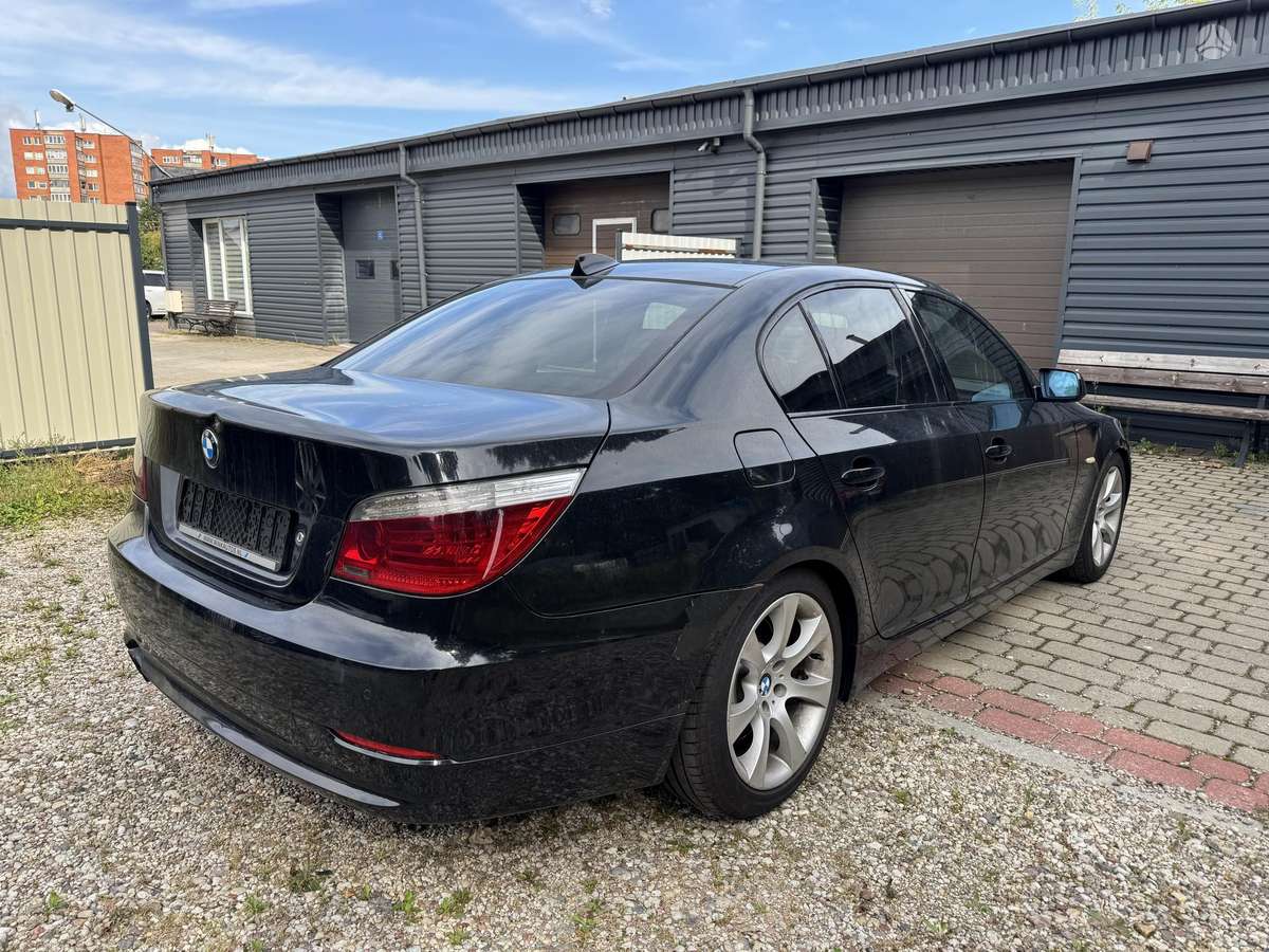 BMW 535, 3.0 l., Седан