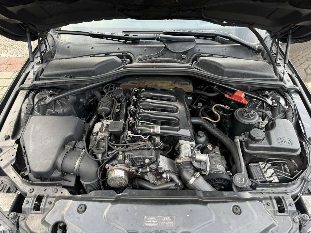 BMW 535, 3.0 l., Седан