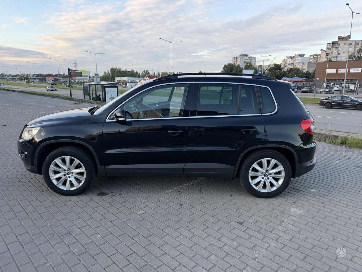 Volkswagen Tiguan - 3