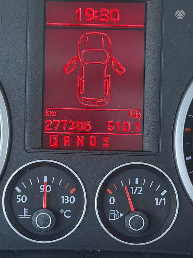 Volkswagen Tiguan - 6