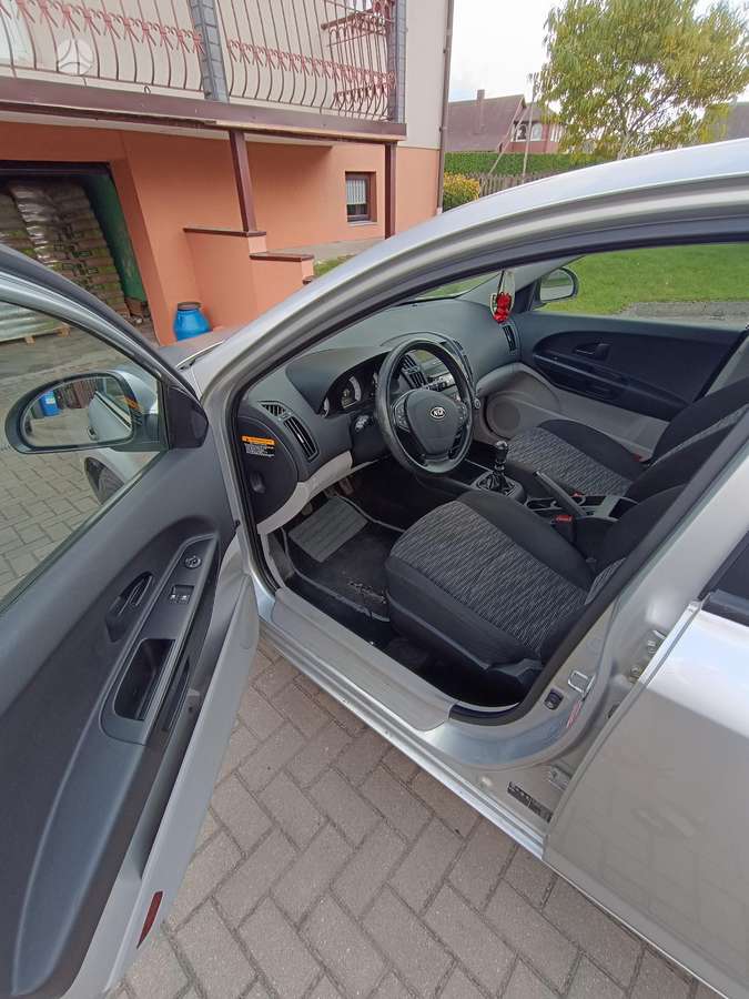 Kia Ceed, 1.4 l., Хэтчбек