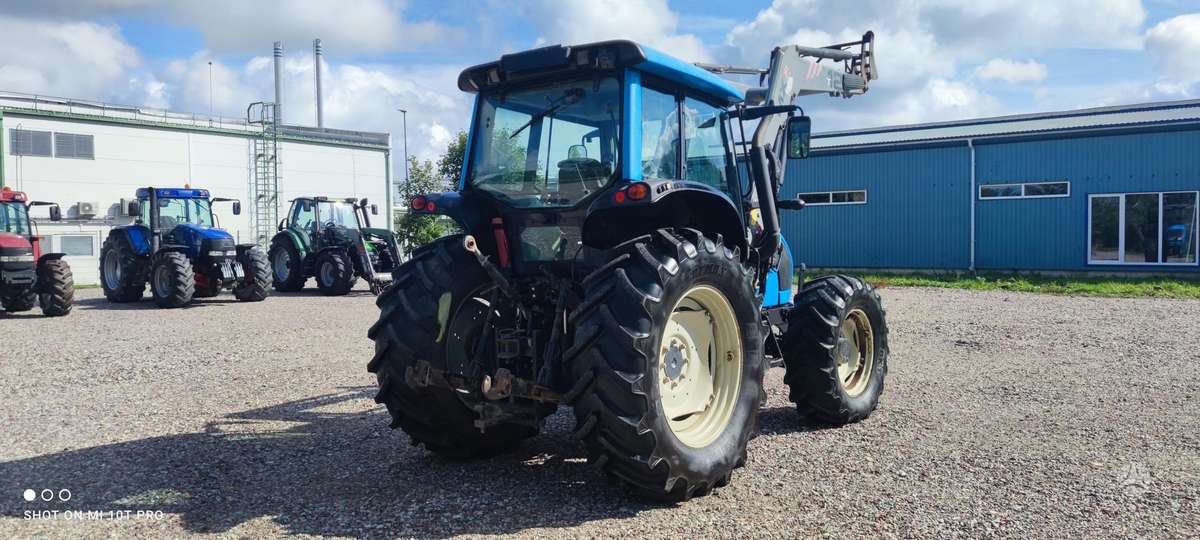 Valtra N111, тракторы