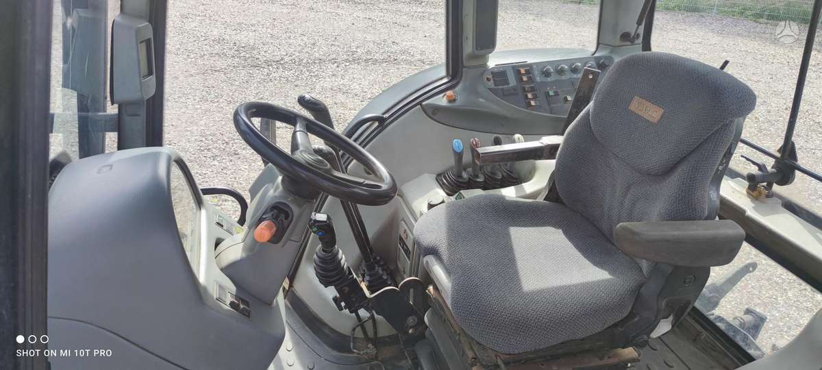 Valtra N111, тракторы