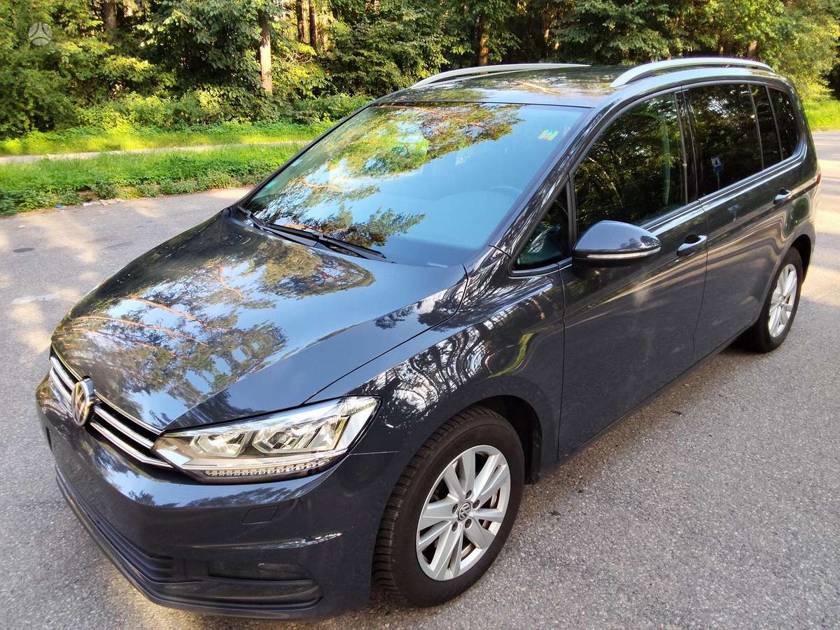 Volkswagen Touran - 6