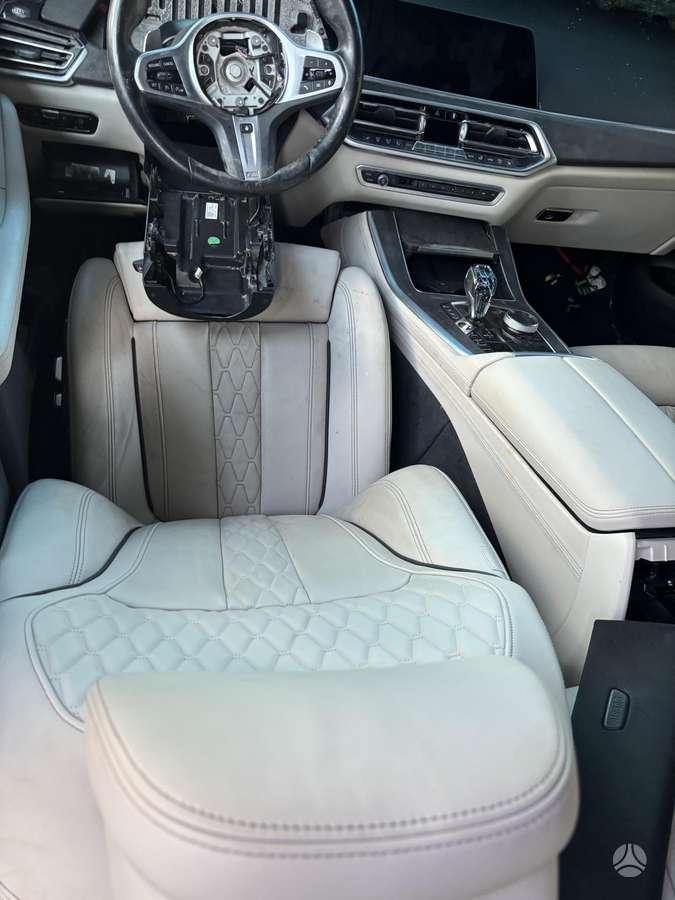 BMW X5 salono detalės