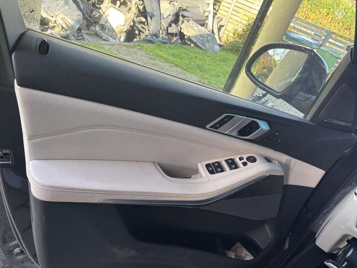 BMW X5 детали салона